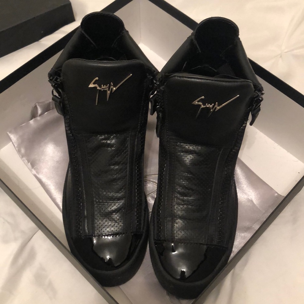 Giuseppe zanotti black high tops